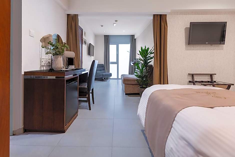 Achilleos City Hotel
