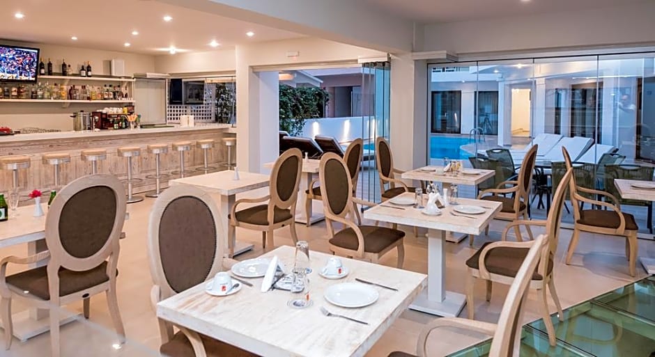 Artemis Hotel Apartments