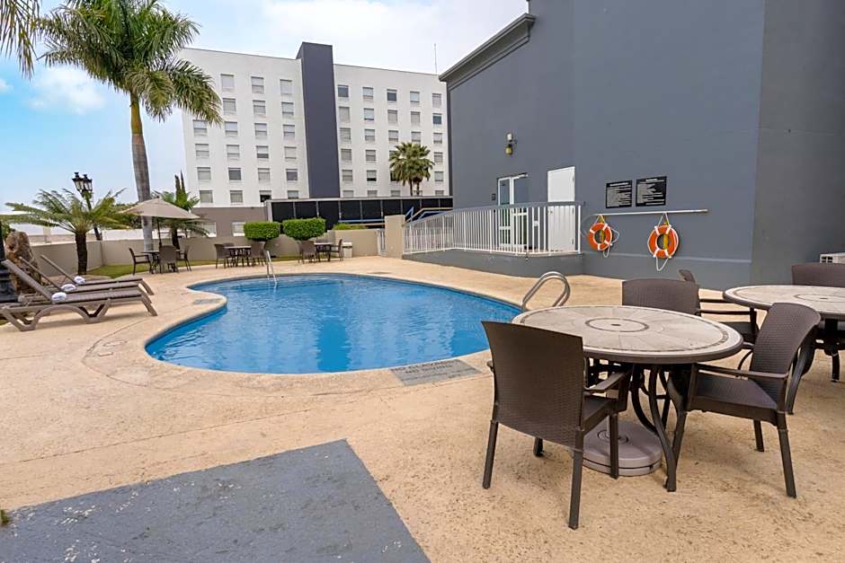 Hampton Inn By Hilton Guadalajara-Aeropuerto
