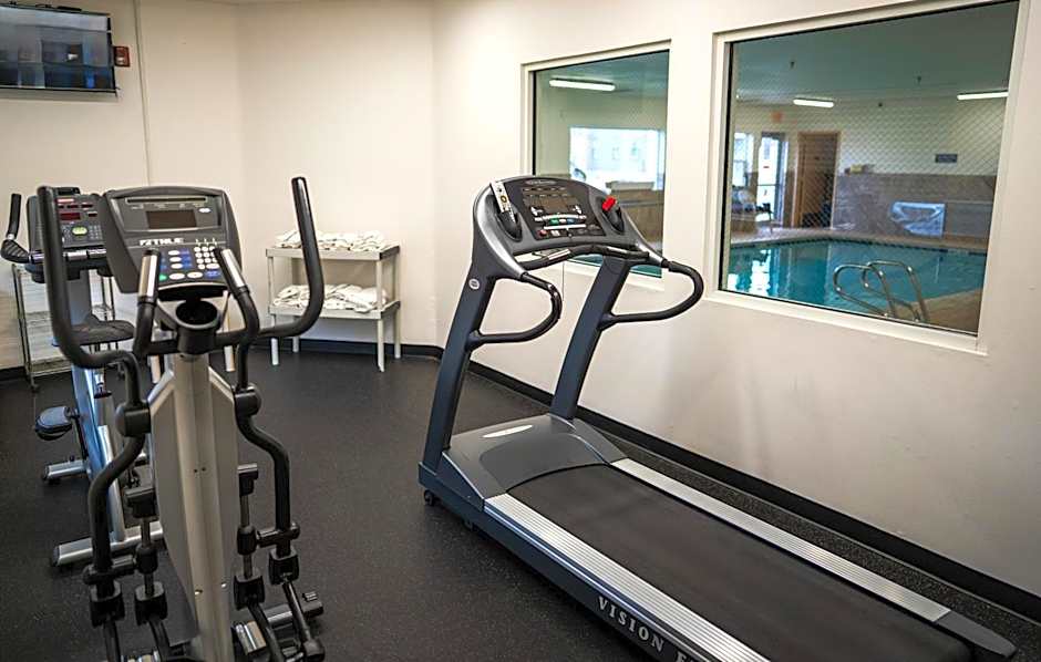 Crystal Inn Hotel & Suites - Midvalley