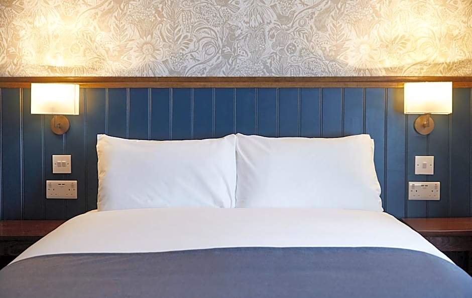 The Churchill By Greene King Inns