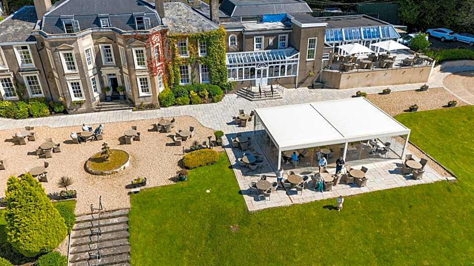 New House Country Hotel