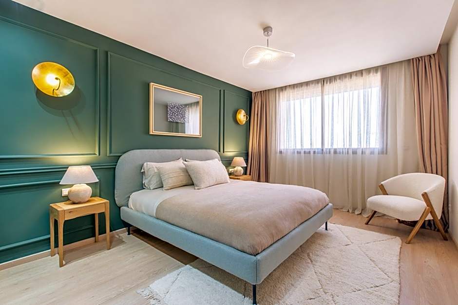 ZARI Boutique ApartHotel