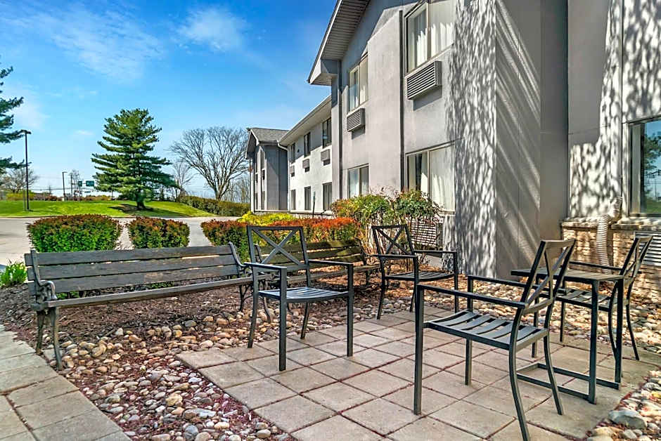 Country Inn & Suites by Radisson, Frederick, MD