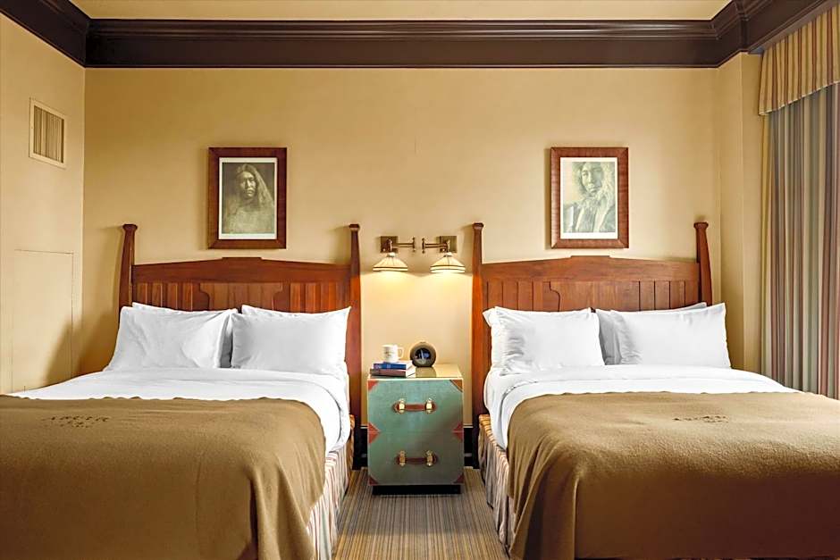 Arctic Club Hotel