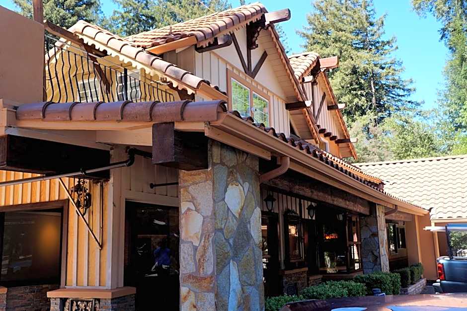The Historic Brookdale Lodge, Santa Cruz Mountains