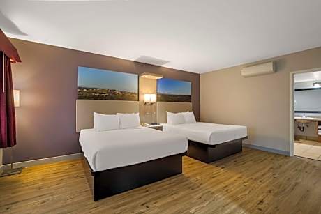 2 Queen Beds, Non-Smoking, Interior Room, Work Desk, Refrigerator, High Speed Internet Access, Conti