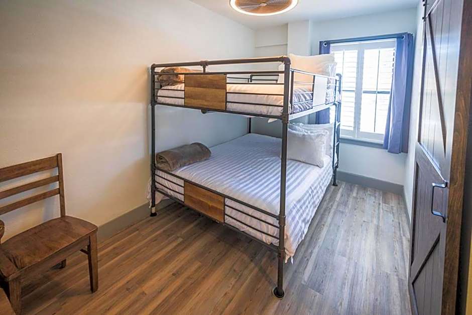 Hotel Nevada & Gambling Hall