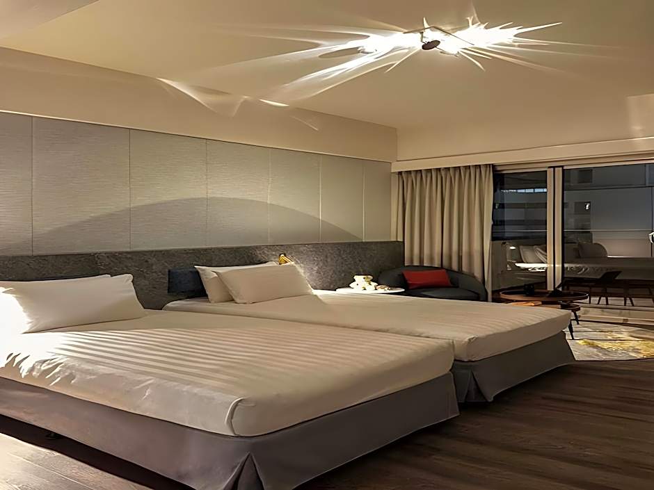 Metro Hotel