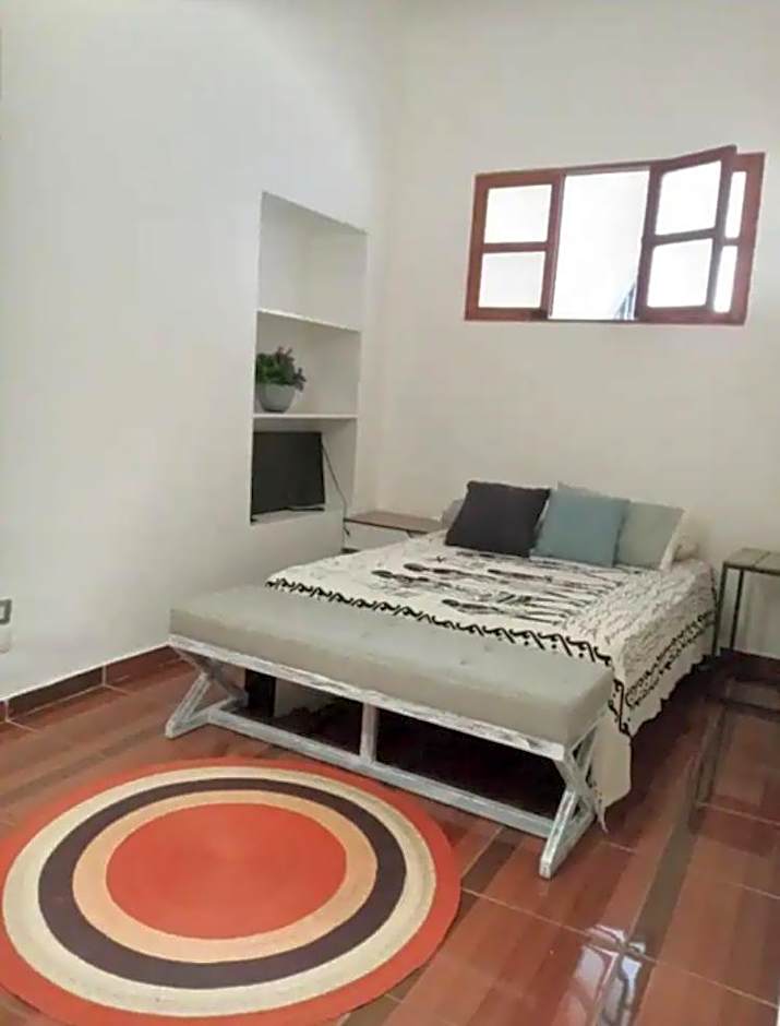 Comoda habitacion con baño privado morelos 1
