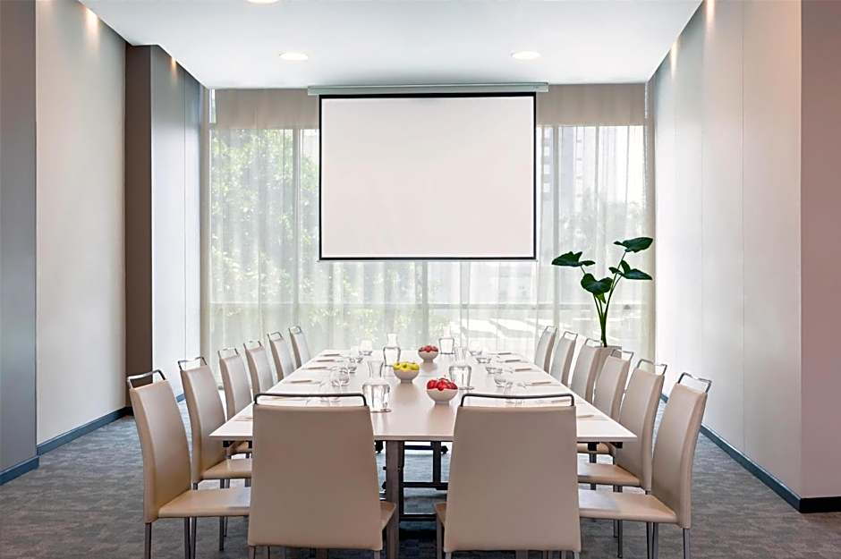 NH Collection Royal Smartsuites