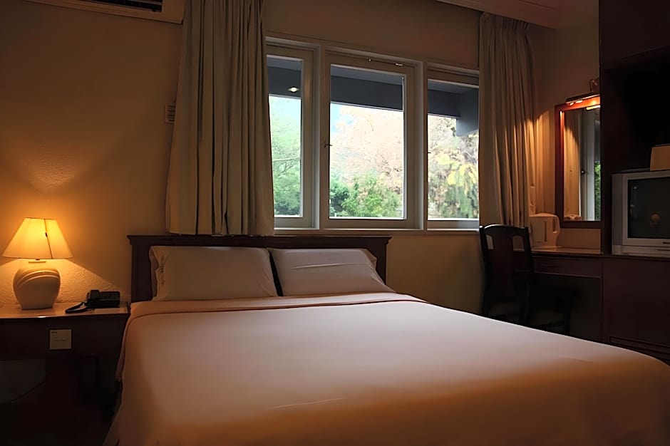 Hotel Waterfall Penang