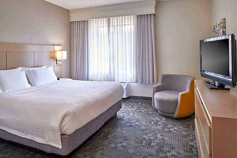 Courtyard by Marriott Columbus Downtown