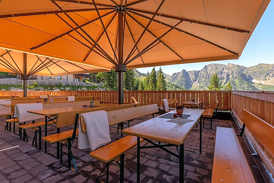 d'Genussalm by Alpine Genusswelten