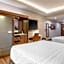 Cambria Hotel Pigeon Forge