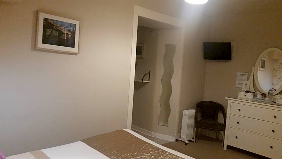 Broomfield House Bed and Breakfast