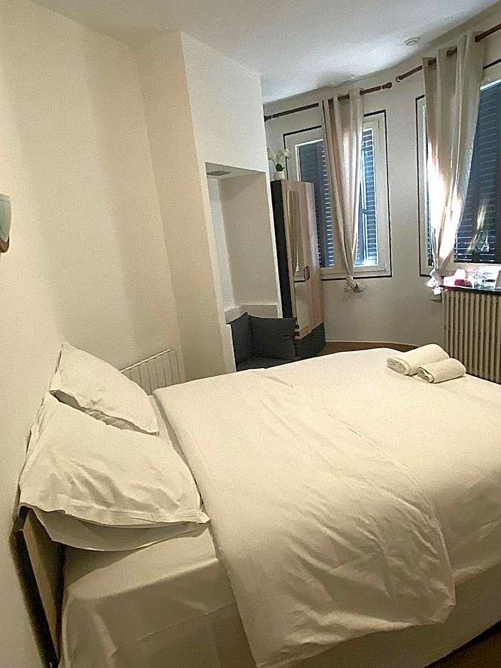 Hôtel & Restaurant ISVARA