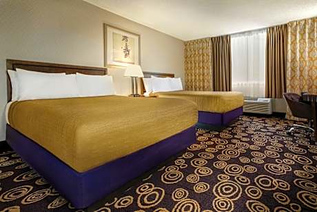 Skyrise Executive Double Queen Beds W/ Refrigerator and Coffee Maker