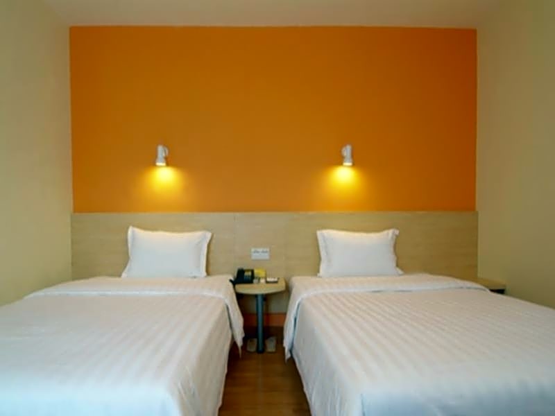 7Days Inn Guangzhou Zengcheng Gualv Square – Guangzhou (Canton), IA