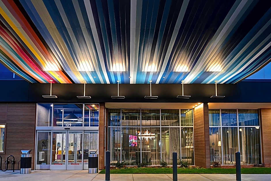 Aloft Mooresville