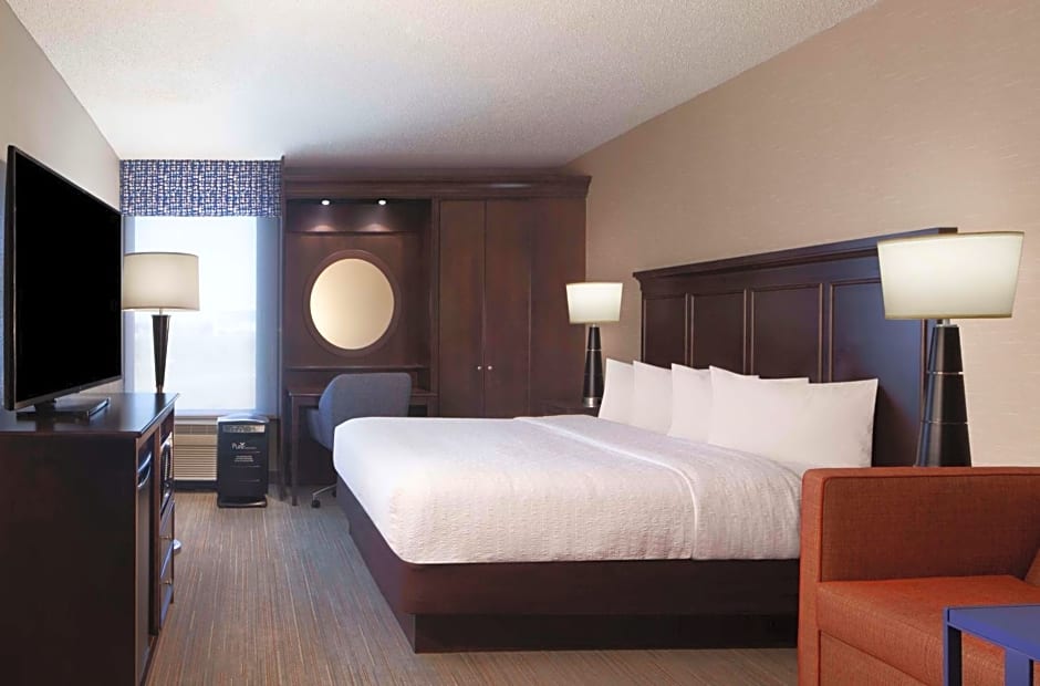 Hampton Inn By Hilton Evansville