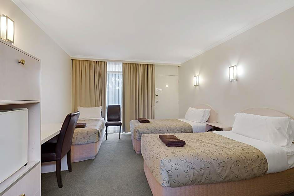 Alexander Motor Inn & Apartments