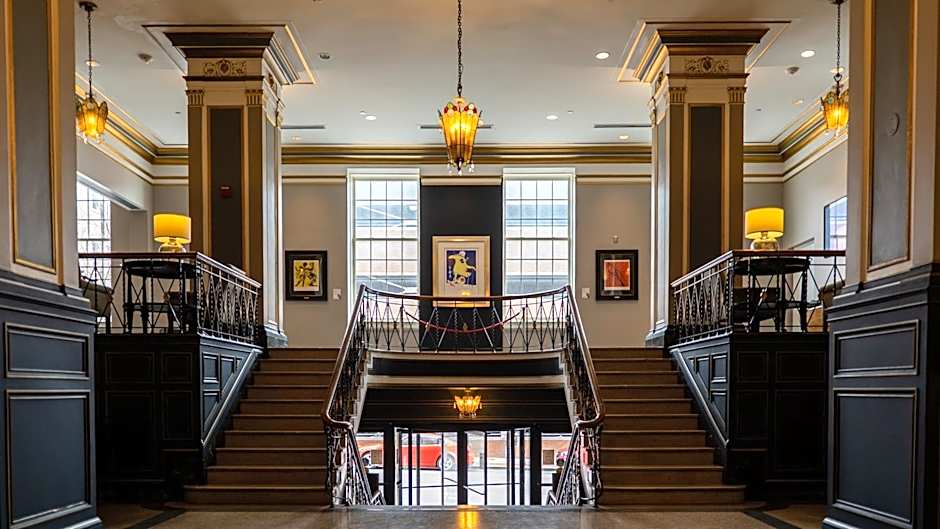 voco The Tiger Hotel, Columbia, MO By IHG