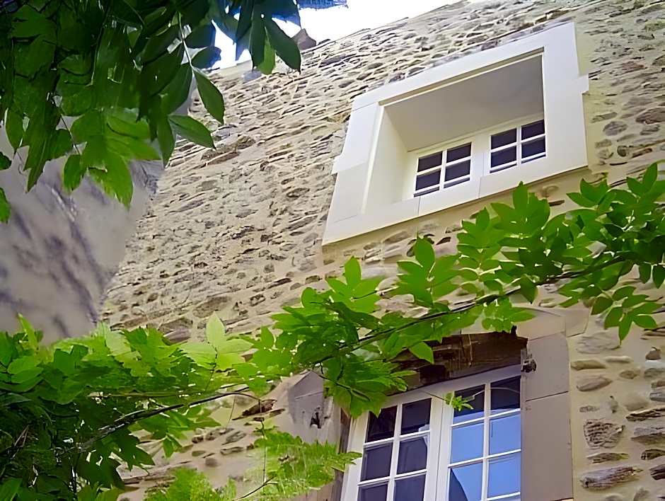 Hotel Du Midi