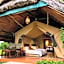 Sweetwaters Serena Camp