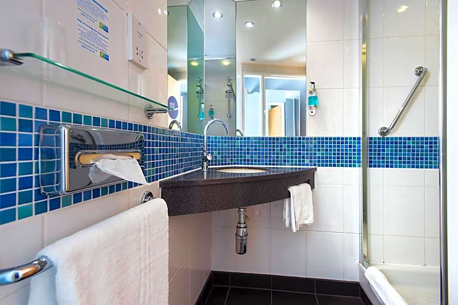 Holiday Inn Express Leeds City Centre - Armouries By IHG