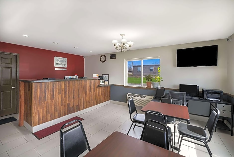 Econo Lodge Inn & Suites Canandaigua