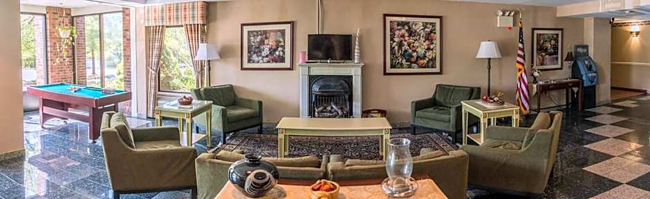 Aderi Hotel Near Casino