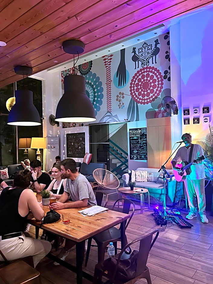 STAY Rhodes HoStel & Bar