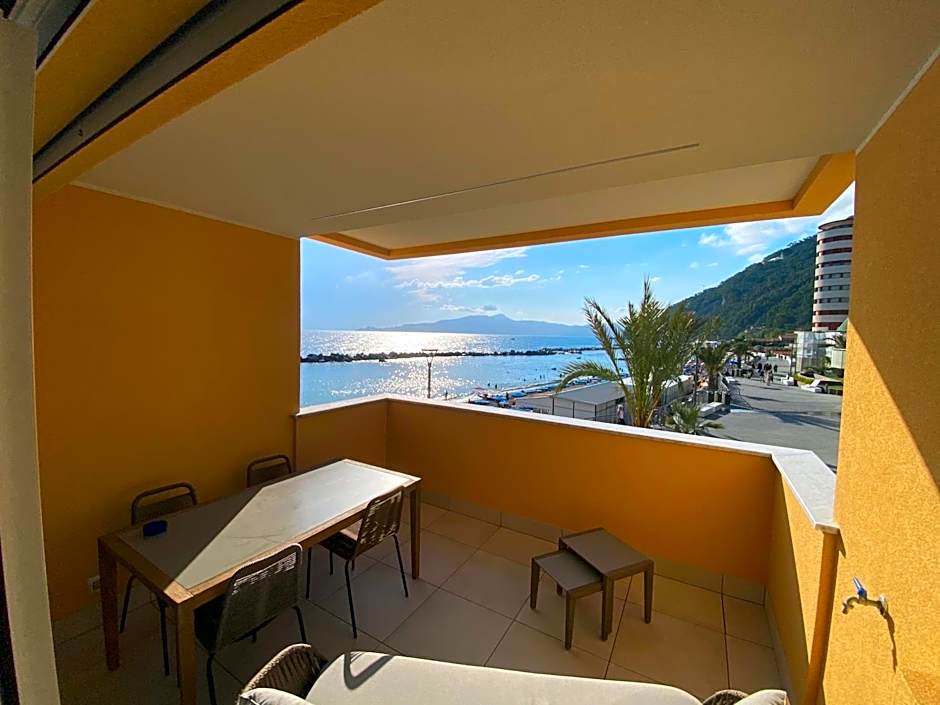 Gli Scogli Luxury Residence Hotel