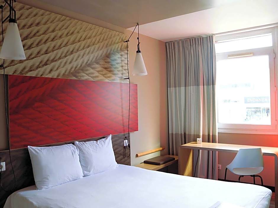 Ibis Irun