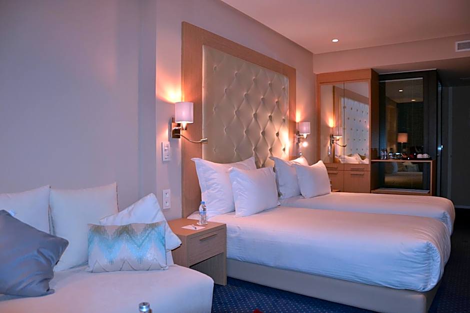 Flower Town Hotel & Spa