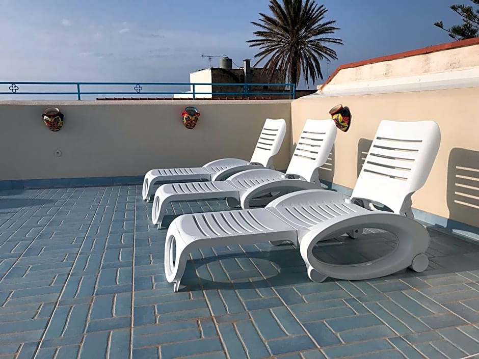 Reef And Dream – San Vito Lo Capo, CA