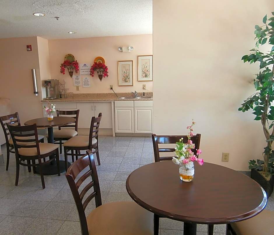 America's Best Value Inn & Suites-McDonough