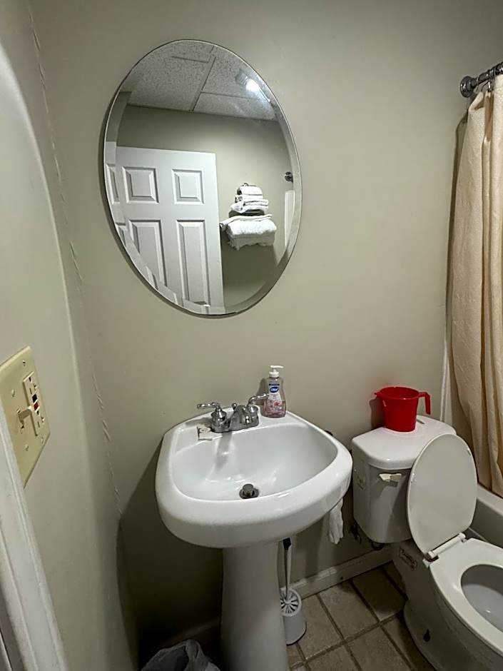 Economy Inn
