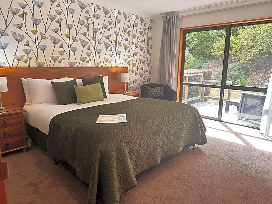 Wanaka Springs Lodge