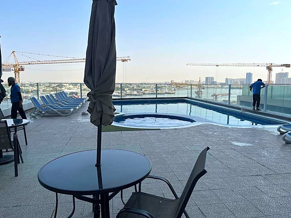 Oasis tower family apartment 2302