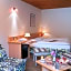 Logis Hostellerie Motel Au Bois Le Sire