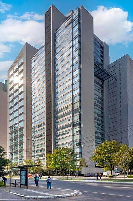 Iluminado Depto Frente al Parque la Mexicana