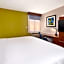 Holiday Inn Express Fairfax-Arlington Boulevard By IHG