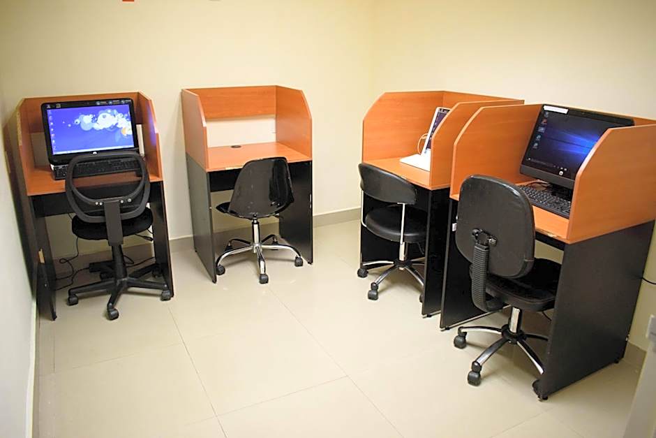 Los Herederos Hotel y Resto