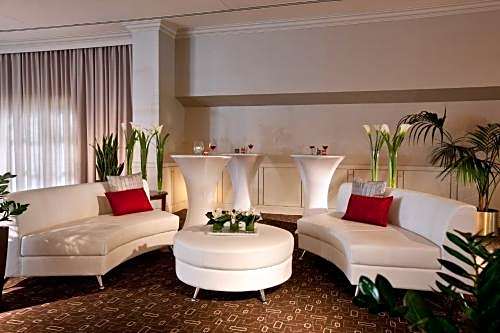 Holiday Inn Laval - Montreal