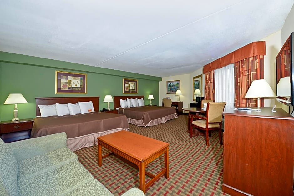 Howard Johnson by Wyndham Newark Airport