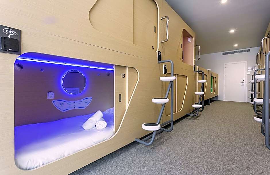 Urban Cube Hostel Sevilla