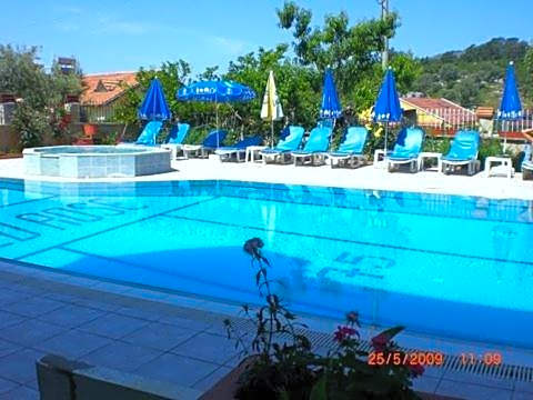 Hotel Red Rose