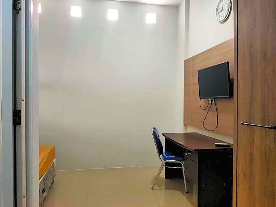 Hotel O Kost 3 Kelor Syariah